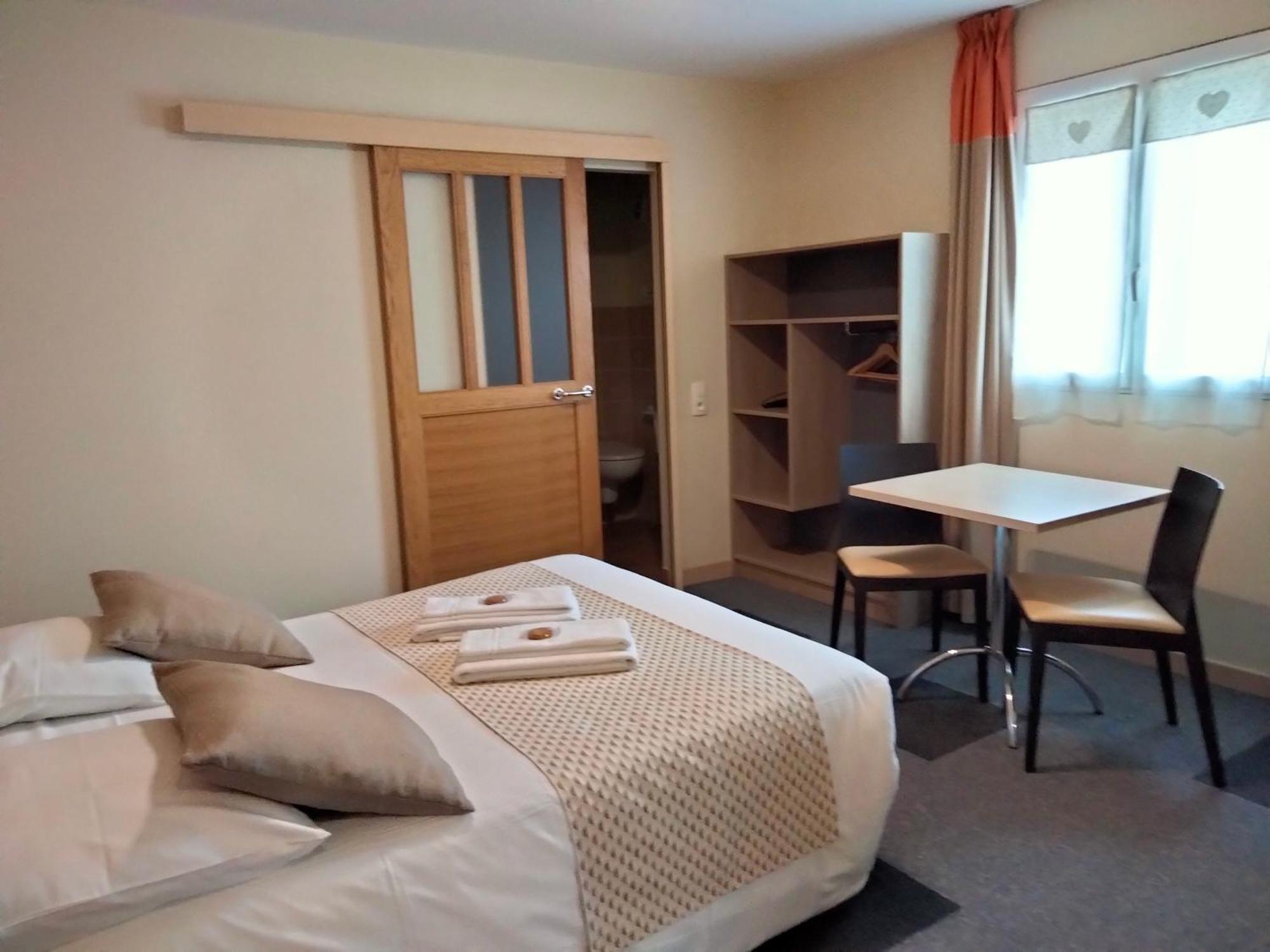 Hotel Le Bon Cap Plurien Esterno foto